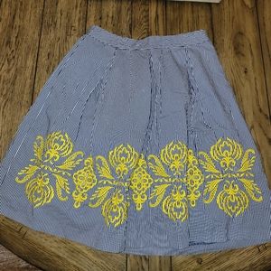 Embroidered cute bell skirt